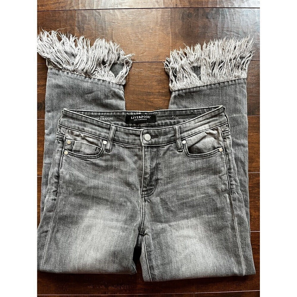 Liverpool Gray Frayed Hem Straight Crop Jean Sz 2/26